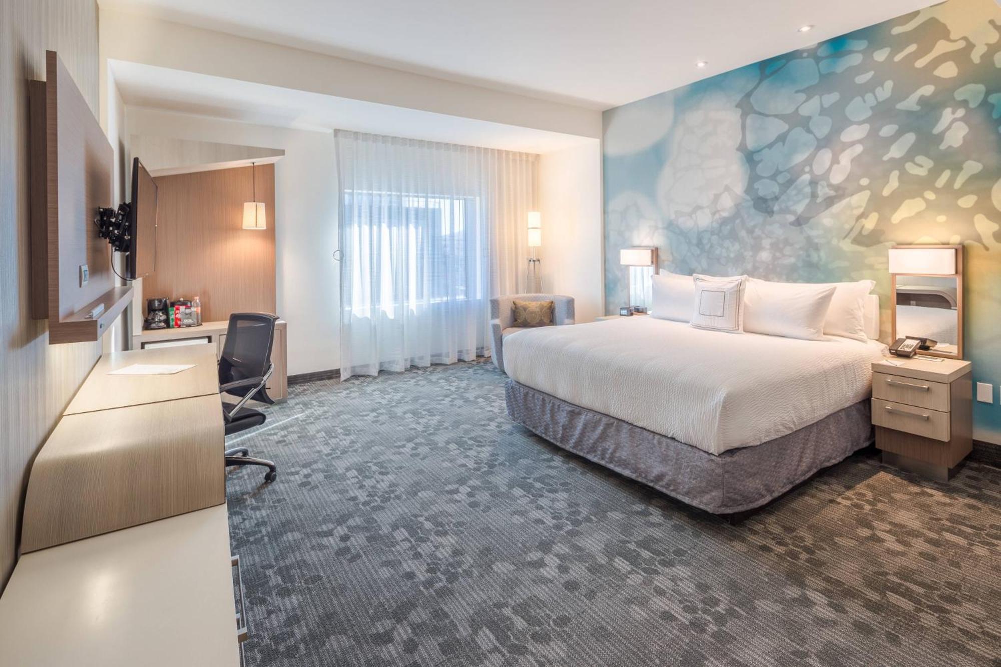 Courtyard By Marriott Chihuahua Hotell Eksteriør bilde